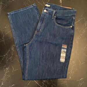 Women’s Levi’s Low Pro Straight Jean 32x30 NWT/001
